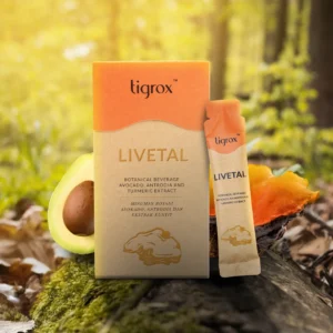 Livetal 牛樟芝護肝王 產品盒裝與隨身包實物圖